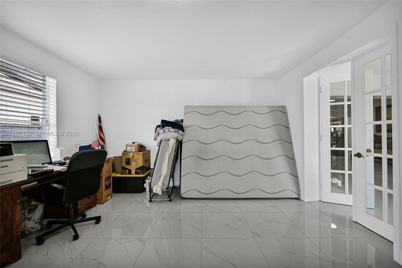 756 W 53rd St , Hialeah, FL 33012 Photo