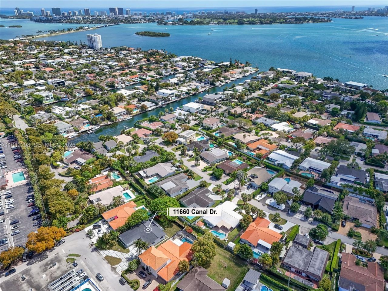 11660 Canal Dr , North Miami, FL 33181 Photo