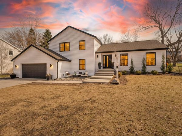 1525 Windfield Way, Middleton, WI 53562