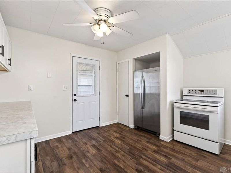 2051 S Smithville Road, Kettering, OH 45420 Photo 14