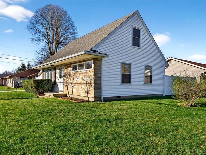 2051 S Smithville Road, Kettering, OH 45420 Photo 3