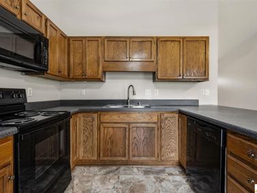 610 Hillgreen Street , Bowling Green, KY 42101