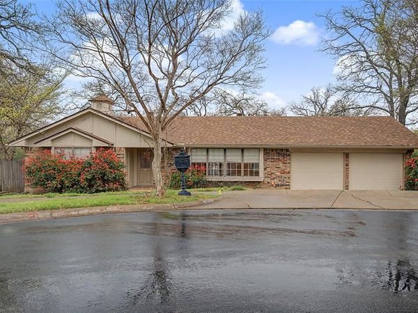 3200 Hickory Court, Bedford, TX 76021