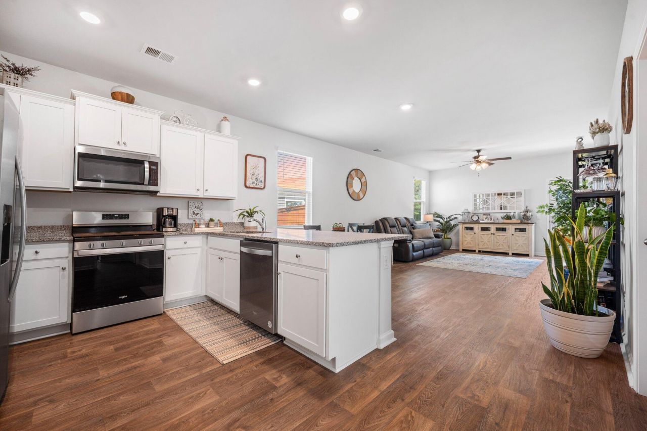 133 Ivory Shadow Road Photo 11