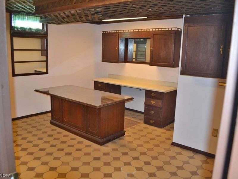 6566 Hythe Street NW, Canton, OH 44708 Photo 15