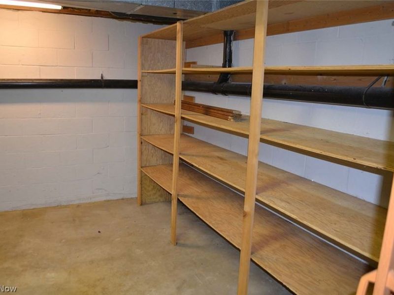 6566 Hythe Street NW, Canton, OH 44708 Photo 23