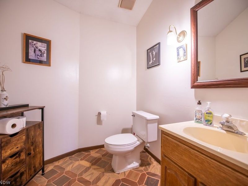 411 W Canal Street, Malvern, OH 44644 Photo 44