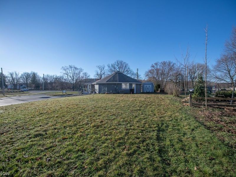 411 W Canal Street, Malvern, OH 44644 Photo 5