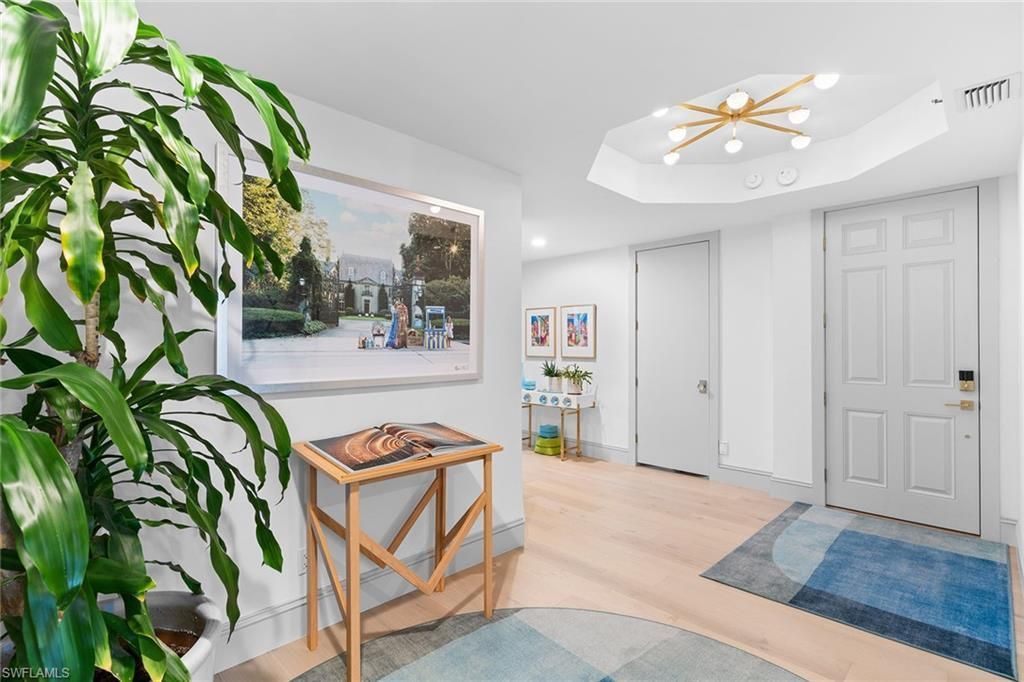 1005 4th St S, Unit 203, Naples, FL 34102 Photo