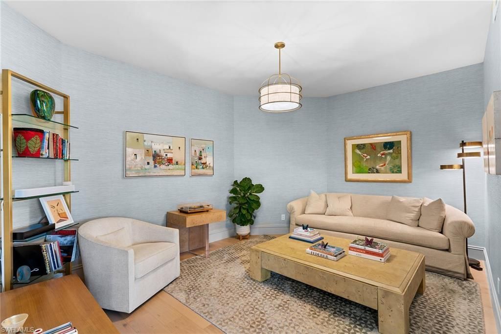 1005 4th St S, Unit 203, Naples, FL 34102 Photo