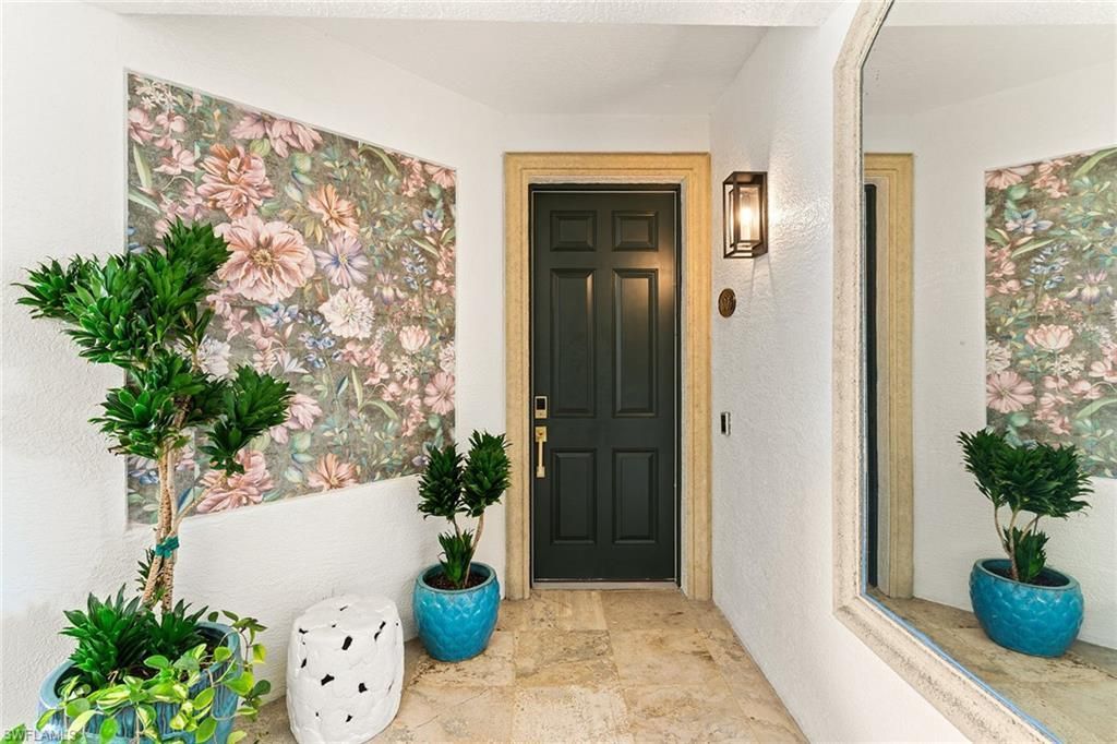 1005 4th St S, Unit 203, Naples, FL 34102 Photo