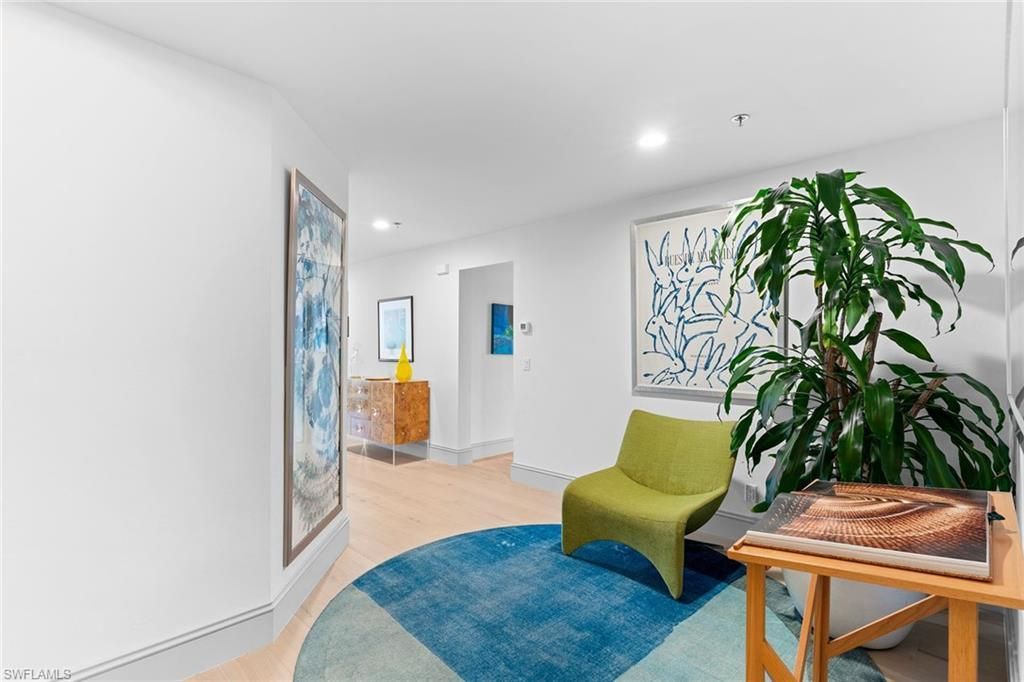 1005 4th St S, Unit 203, Naples, FL 34102 Photo