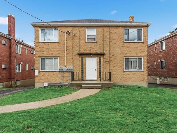 3911 E Gatewood Lane, Silverton, OH 45236