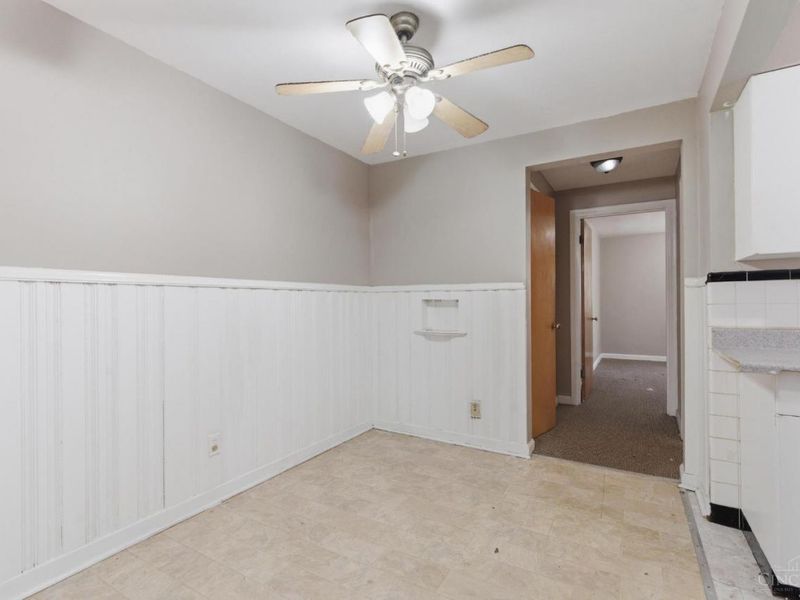 3911 E Gatewood Lane, Silverton, OH 45236 Photo 9