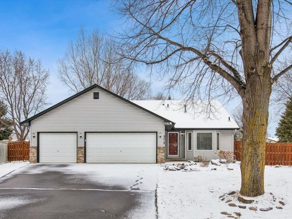 9218 Jeffery S, Cottage Grove, MN 55016