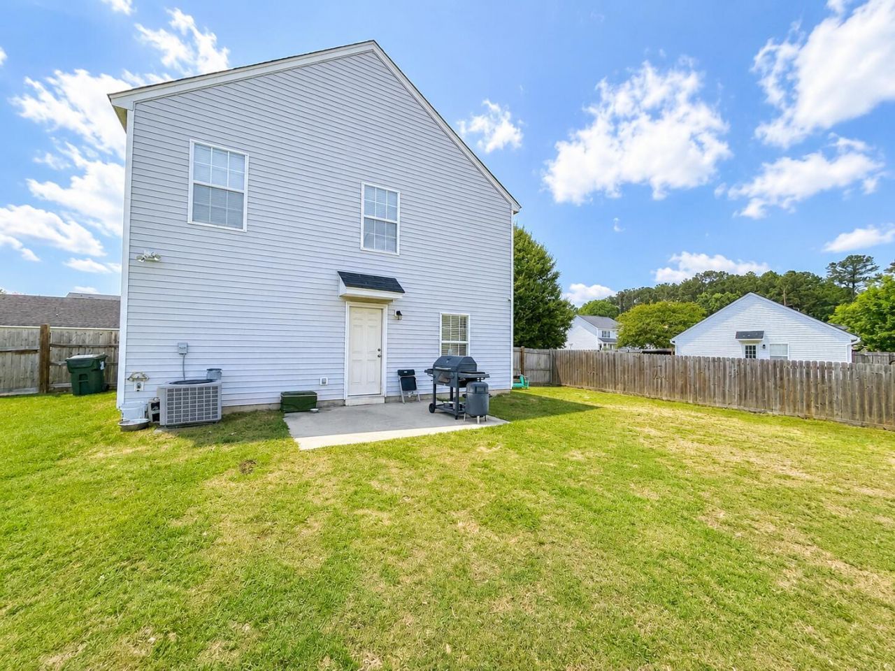 100 Dellwood Street Photo 21