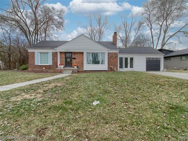 16975 W 14 Mile Road, Beverly Hills Vlg, MI 48025