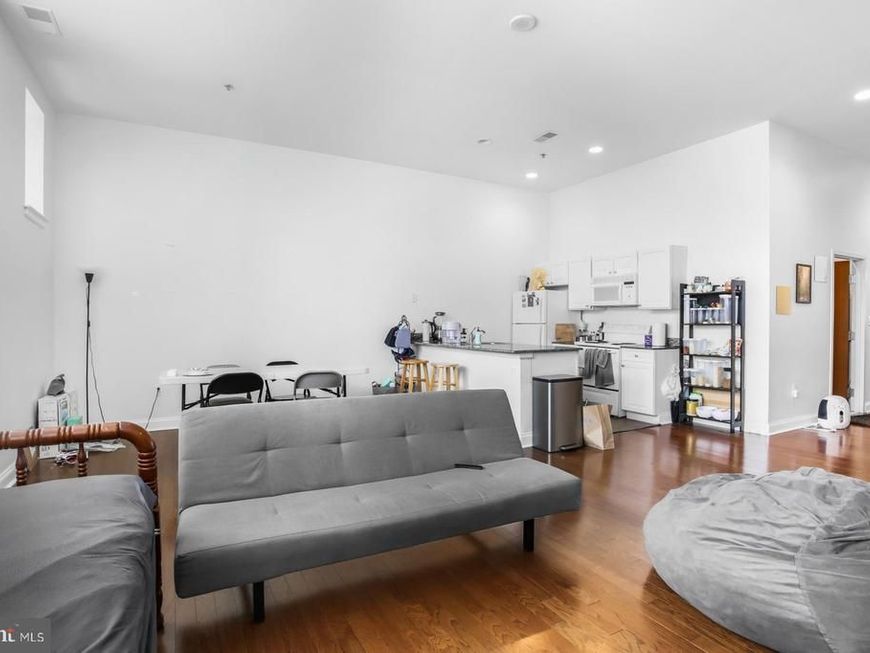 1001 Chestnut Street , Unit 903W, Philadelphia, PA 19107 Main Photo