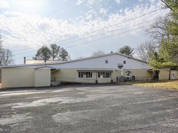 145 CHAMBERLAINE AVENUE , POTTSVILLE, PA 17901