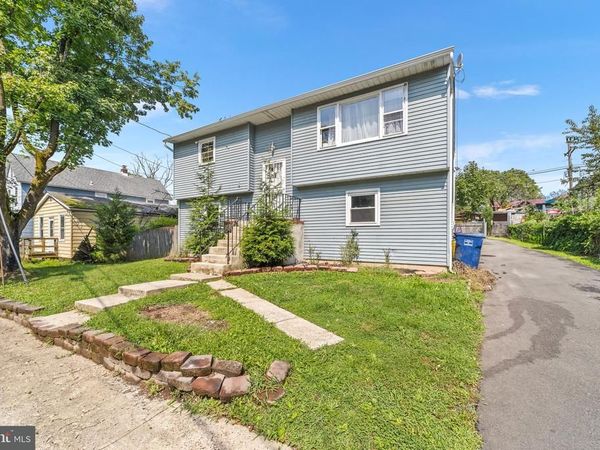 142 LAWN PARK, LAWRENCE, NJ 08648