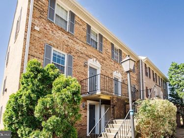 933 S ROLFE STREET , Unit 2, ARLINGTON, VA 22204