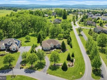 1000 GLENWOOD LANE, LEBANON, PA 17042