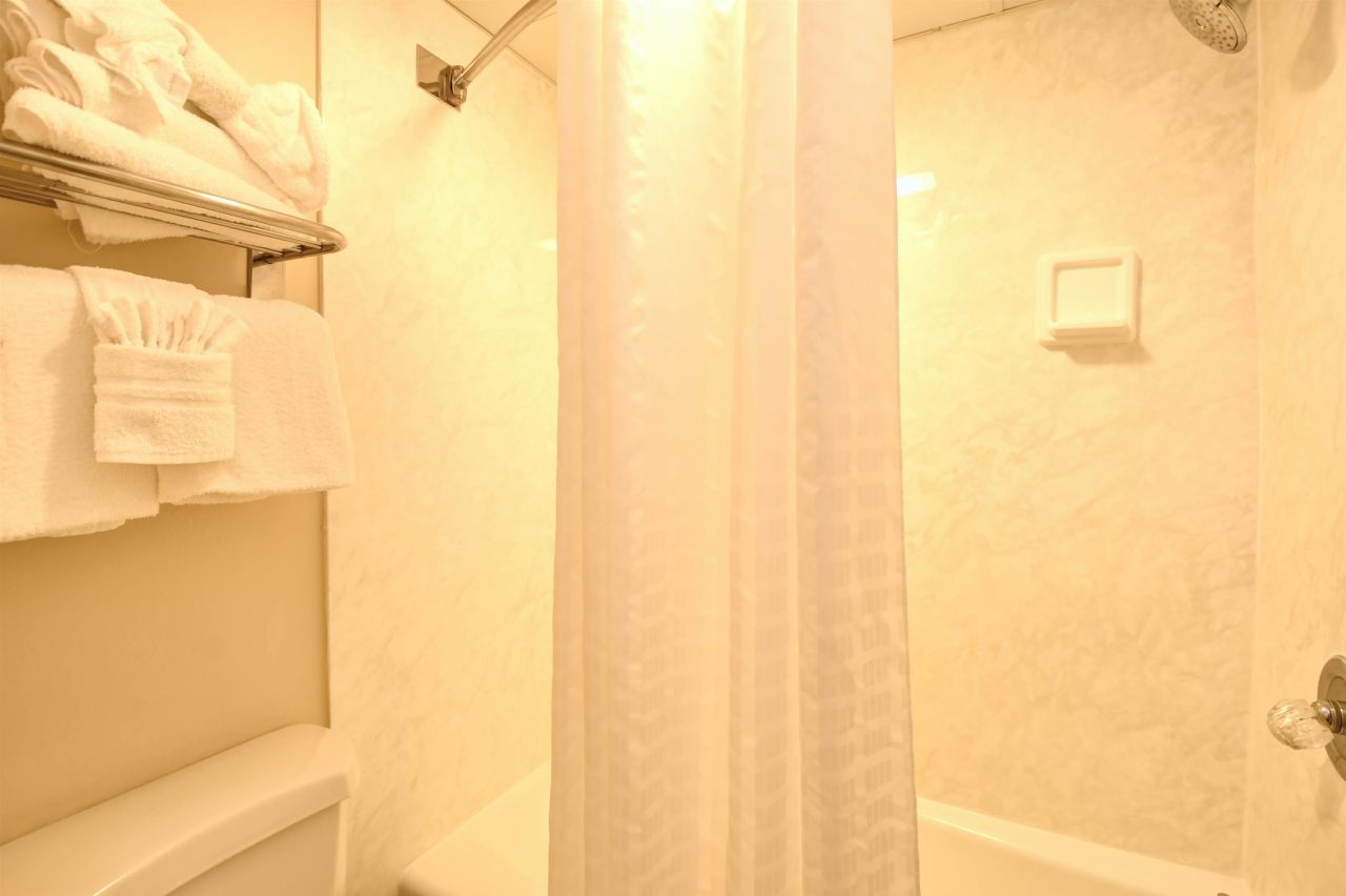 1105 S Ocean Blvd. Photo 16