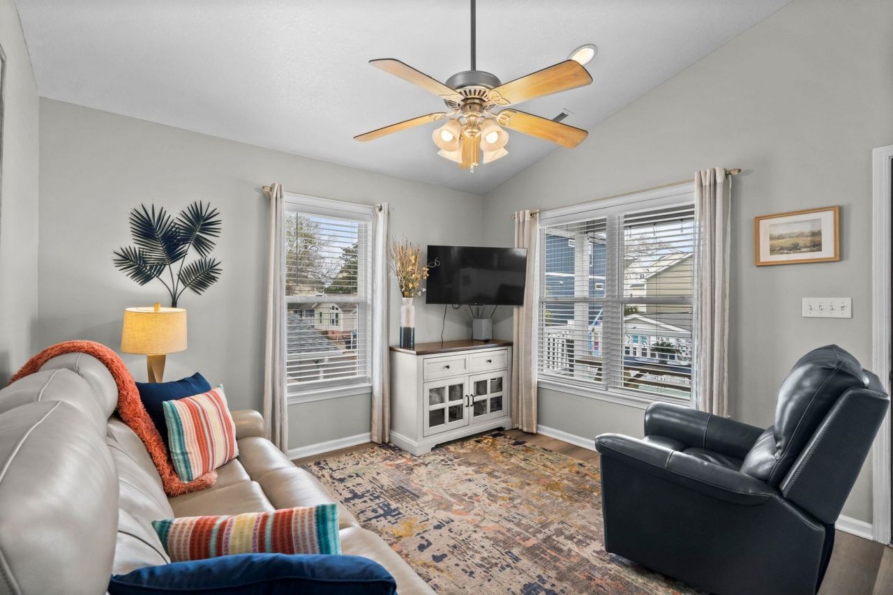 6001 P5 South Kings Hwy. Photo 8