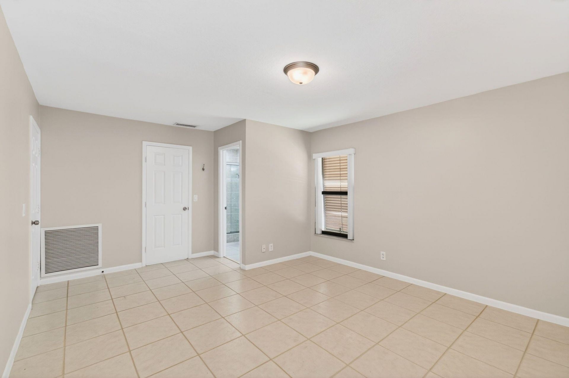 3939 NE 5th Avenue, Unit B201, Boca Raton, FL 33431 Photo