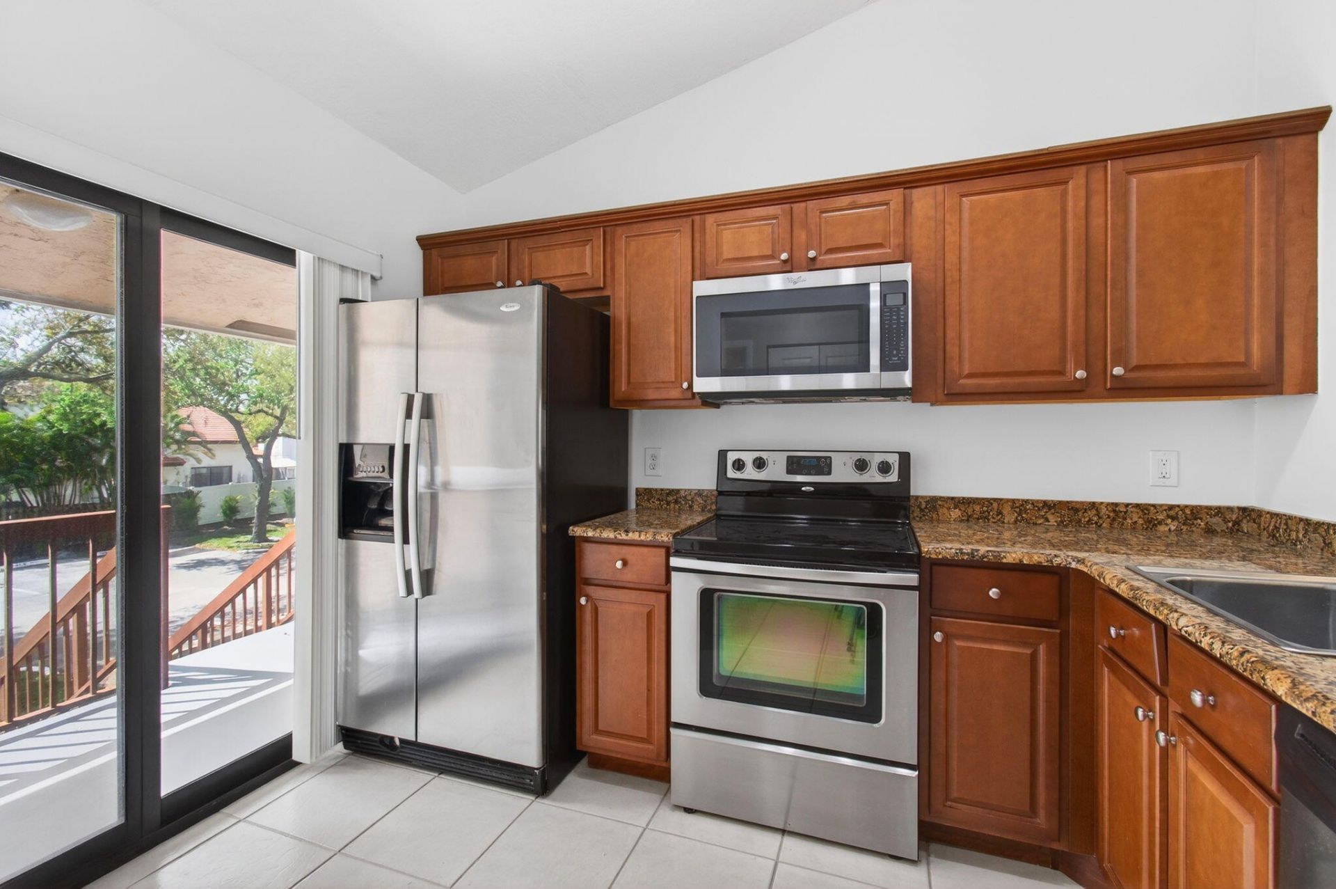 3939 NE 5th Avenue, Unit B201, Boca Raton, FL 33431 Photo