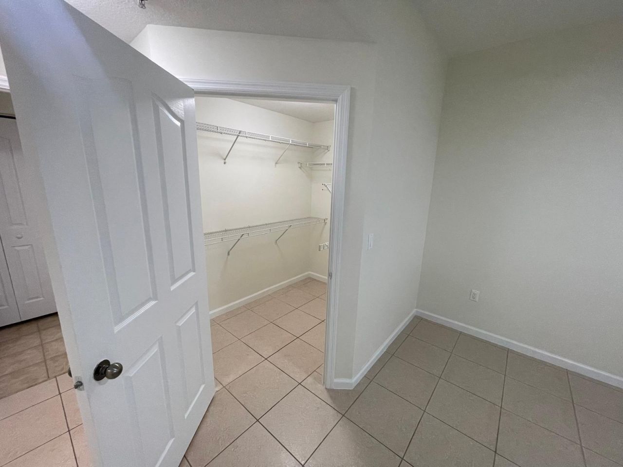 9857 Baywinds Drive, Unit 9111, Royal Palm Beach, FL 33411 Photo