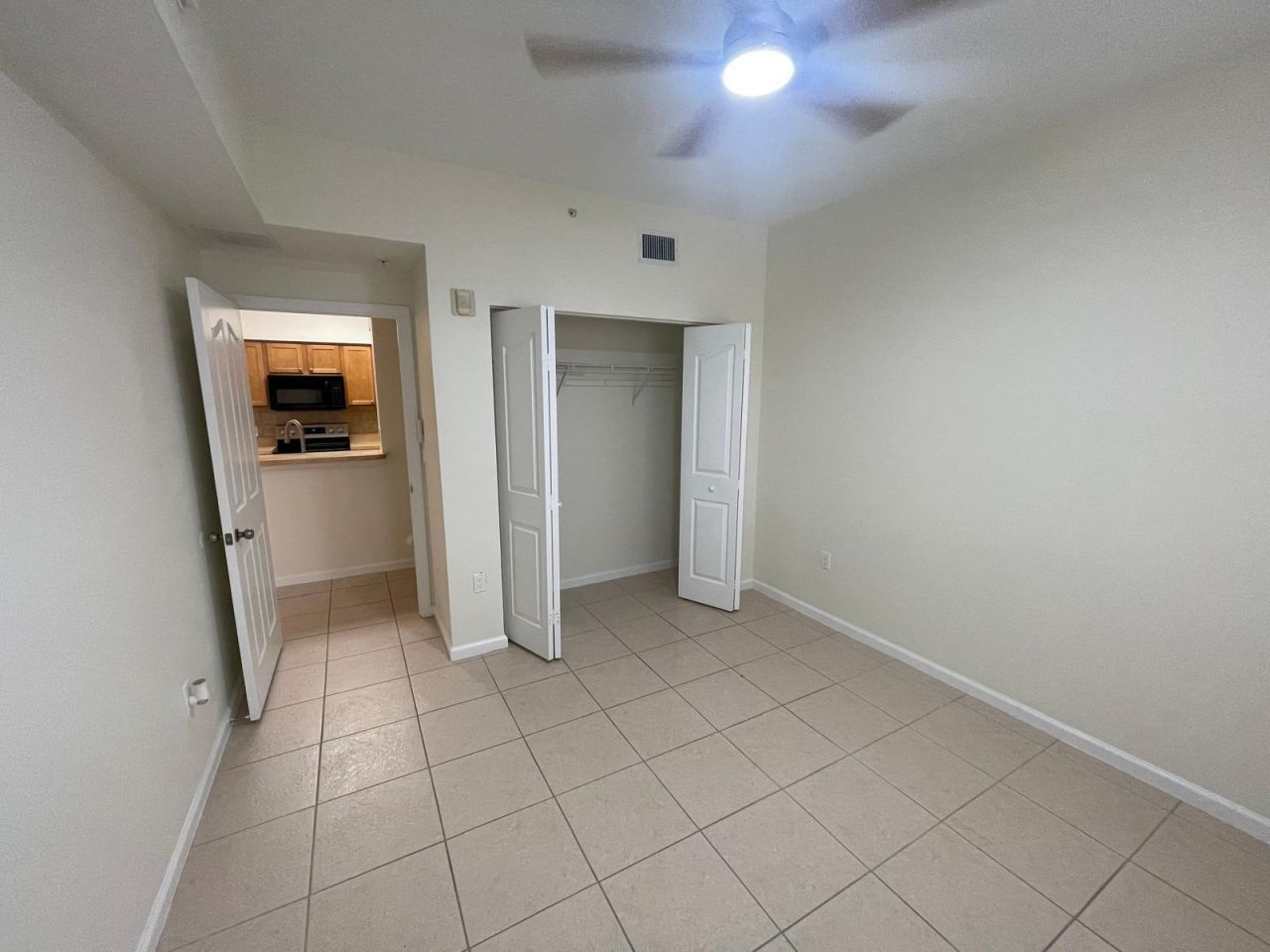 9857 Baywinds Drive, Unit 9111, Royal Palm Beach, FL 33411 Photo