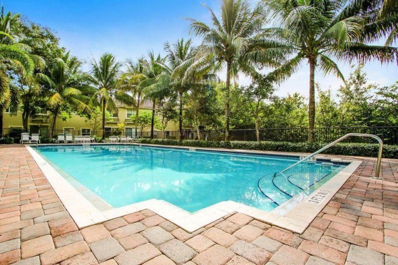 400 Lake Monterey Circle, Boynton Beach, FL 33426 Photo