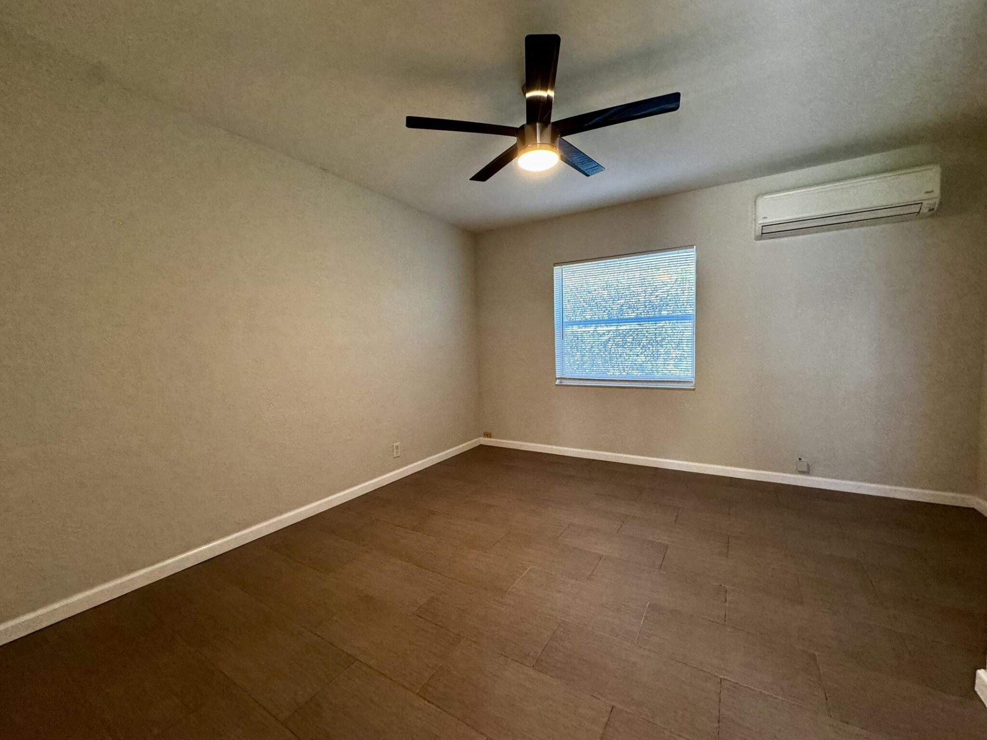 625 NE 14th Avenue, Unit 1, Fort Lauderdale, FL 33304 Photo