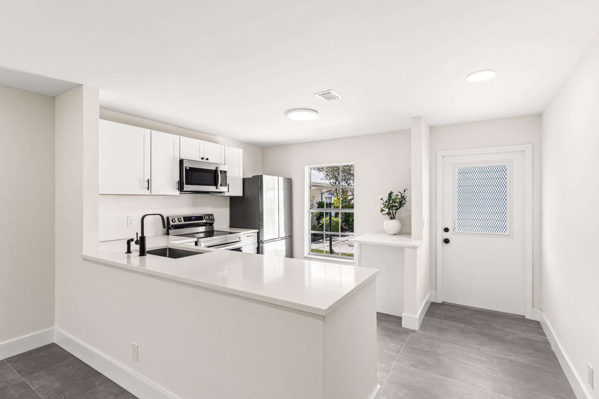 551 Covered Bridge Boulevard, Lake Worth, FL 33467 Photo