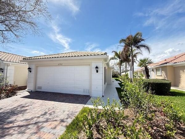10762 SW Elsinore Drive, Port St. Lucie, FL 34987