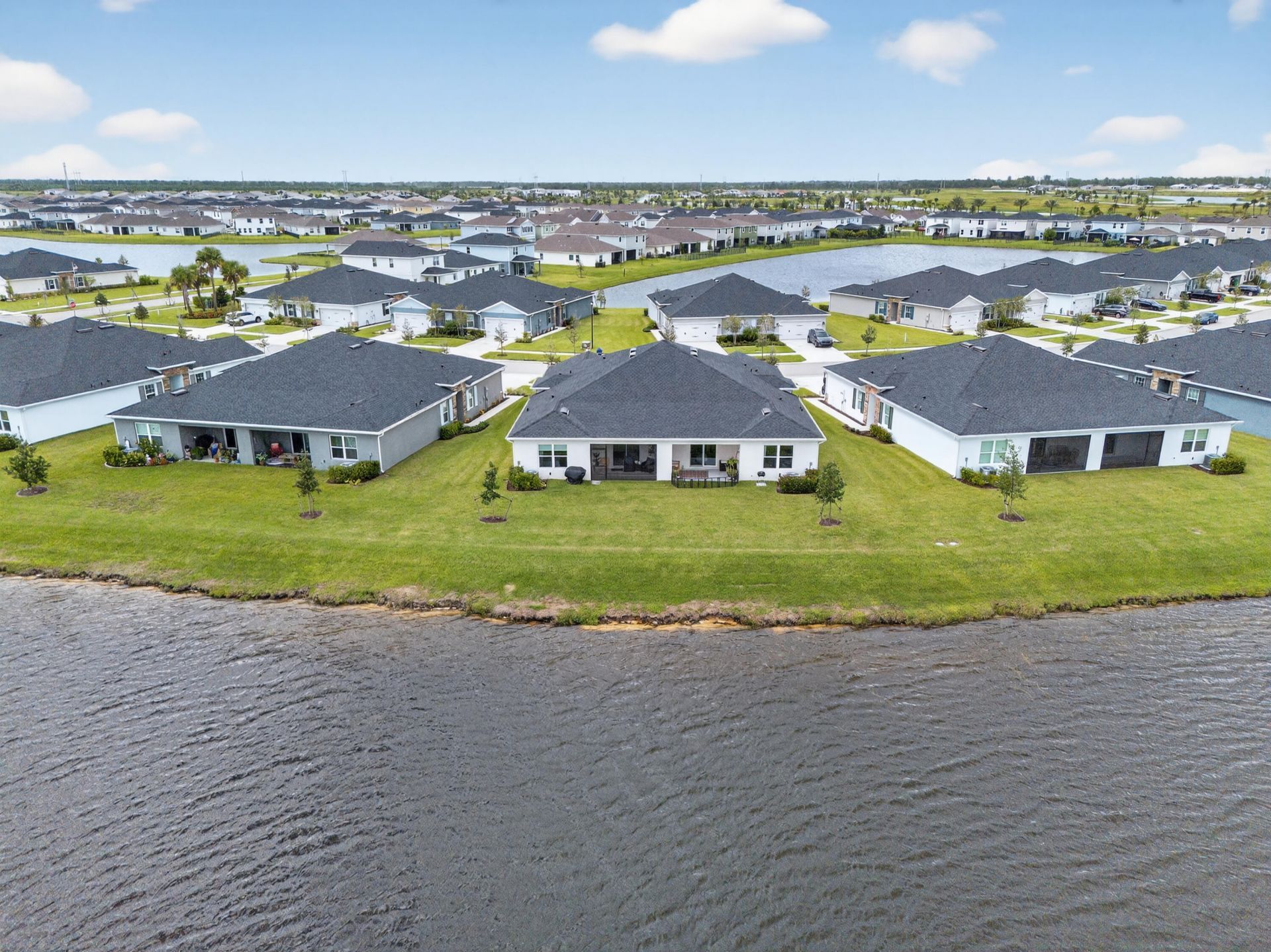 9473 SW Libertas Way, Port Saint Lucie, FL 34987 Photo