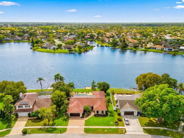 12853 Guilford Circle, Wellington, FL 33414