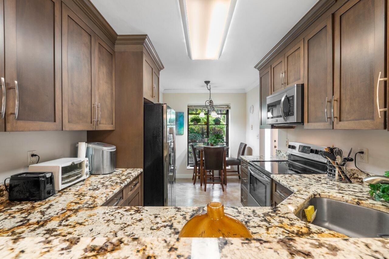 5020 Golfview Court, Unit 1415, Delray Beach, FL 33484 Photo