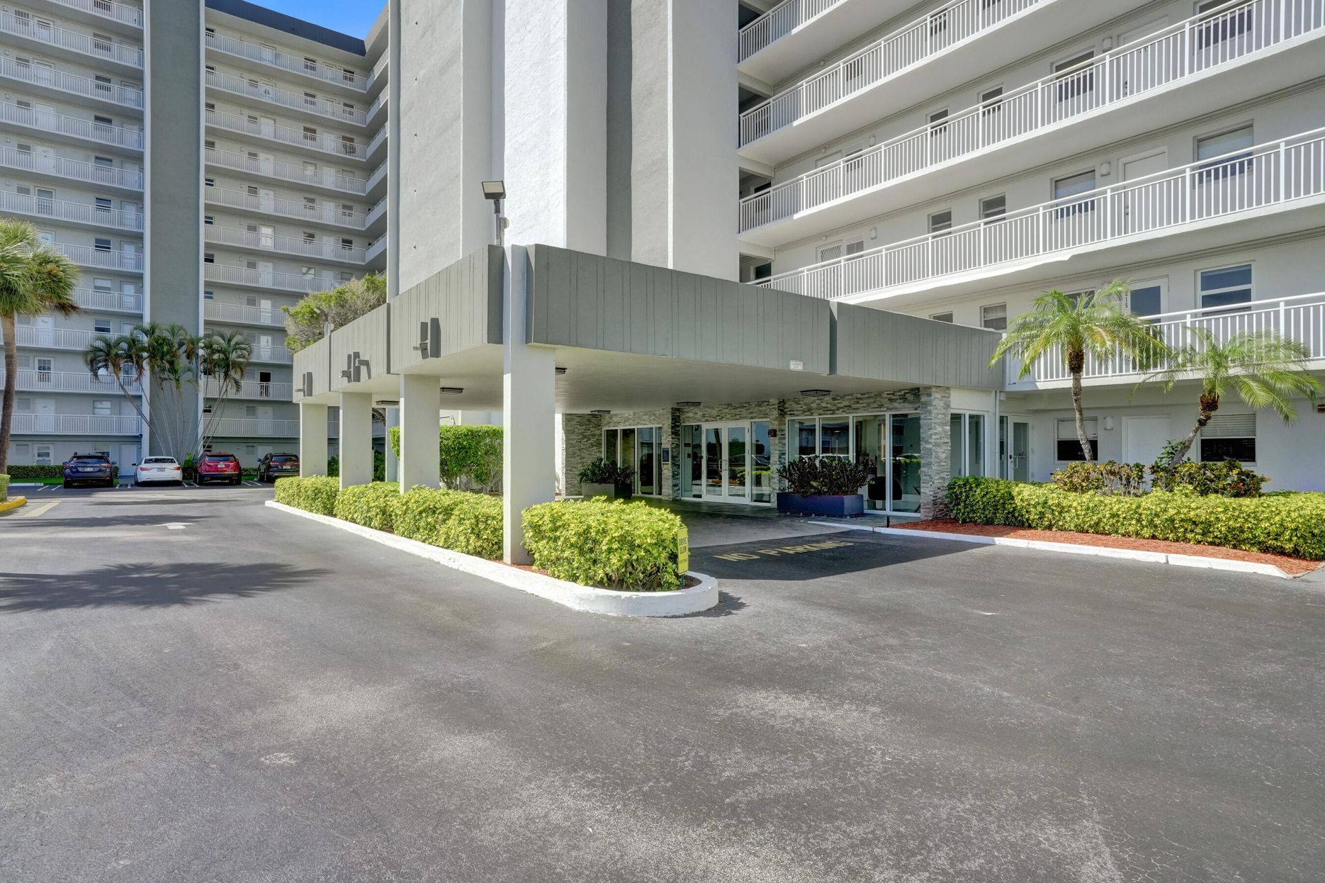 801 S Federal Highway, Unit 301, Pompano Beach, FL 33062 Photo