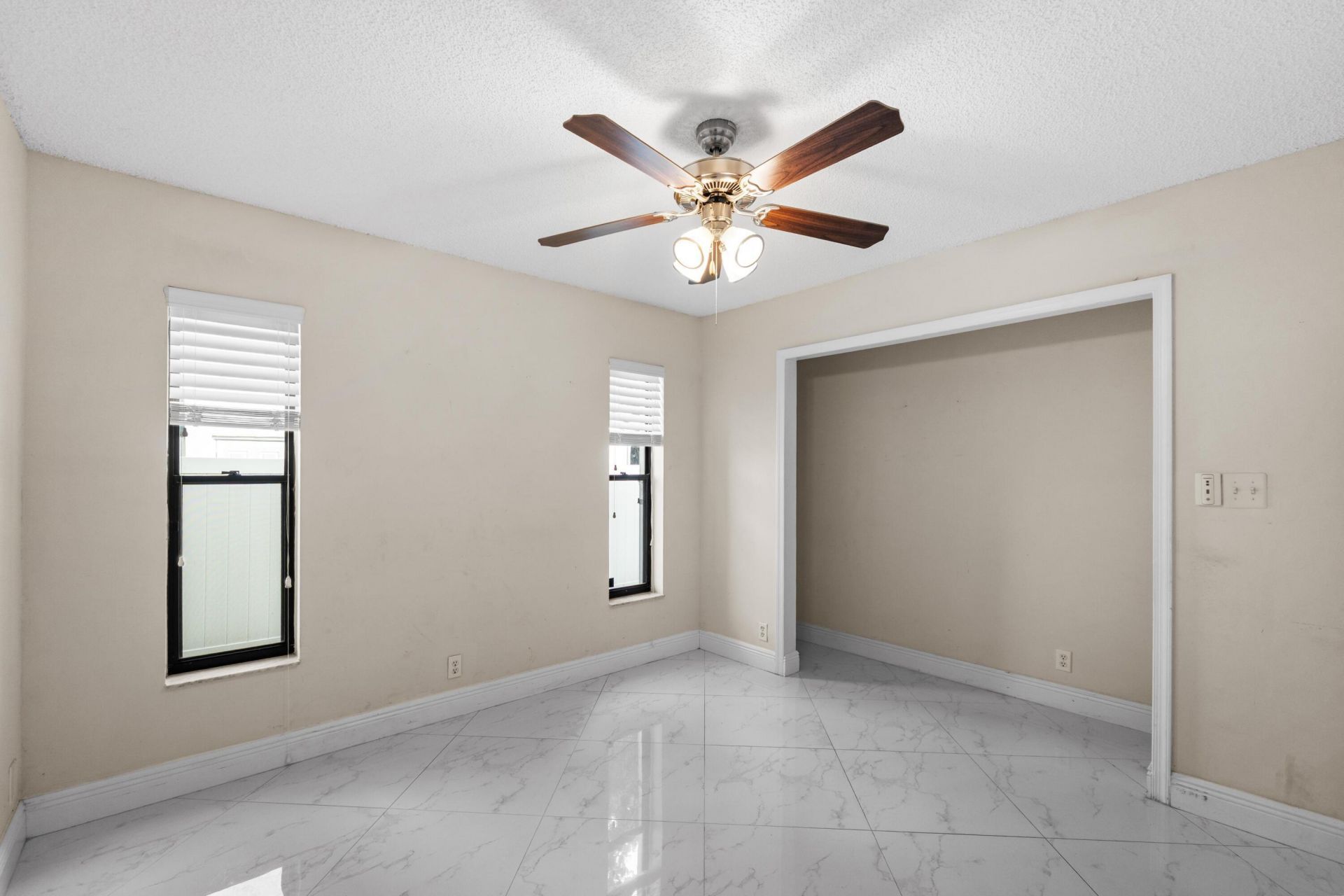 281 N Country Club Boulevard, Boca Raton, FL 33487 Photo