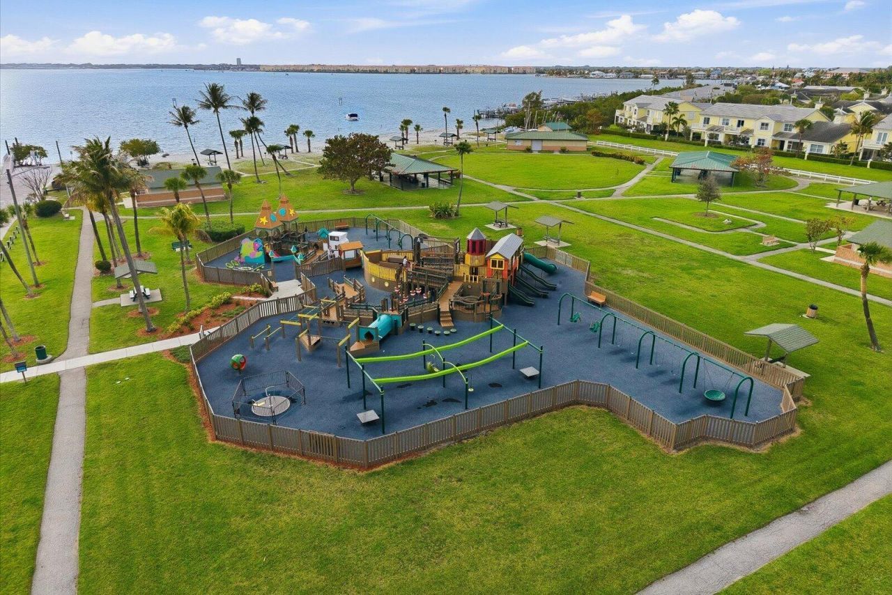 1906 S Ocean Drive, Fort Pierce, FL 34949 Photo