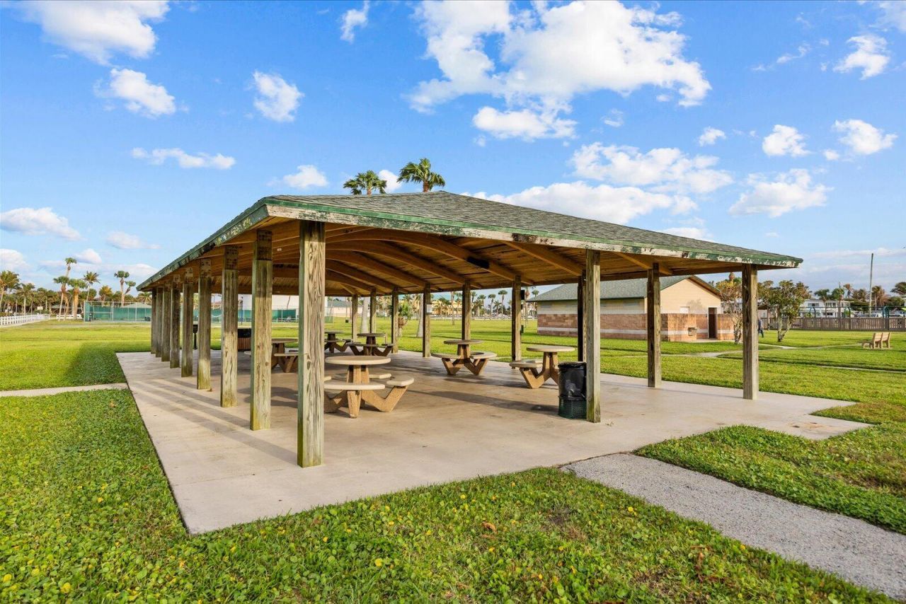 1906 S Ocean Drive, Fort Pierce, FL 34949 Photo