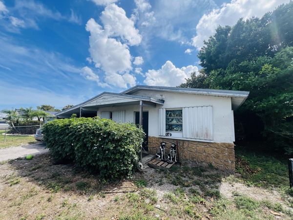 4340 Broadway Street, Lake Worth, FL 33461