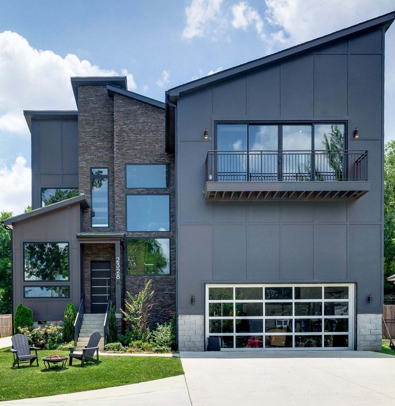 2328a Carter Ave , Nashville, TN 37206 Main Photo