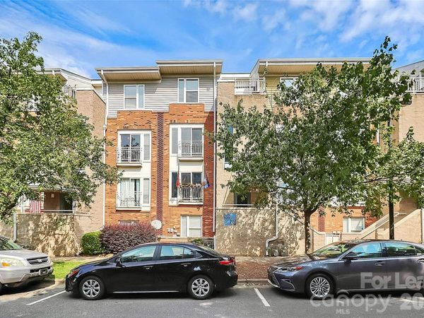 525 Donatello Avenue , Charlotte, NC 28205