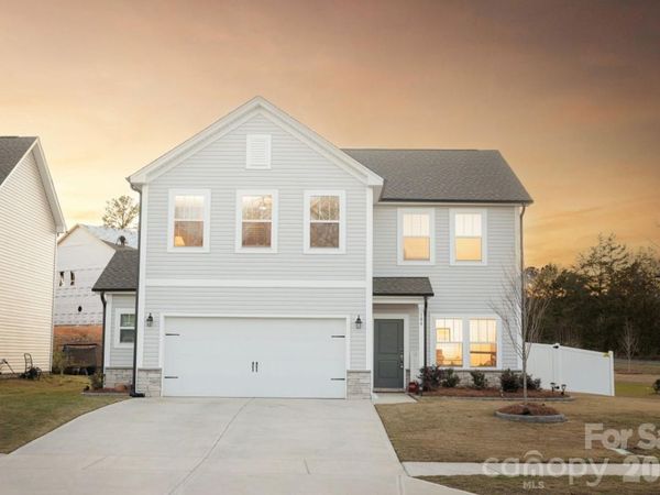 106 Stonewater Drive, Red Cross, NC 28163