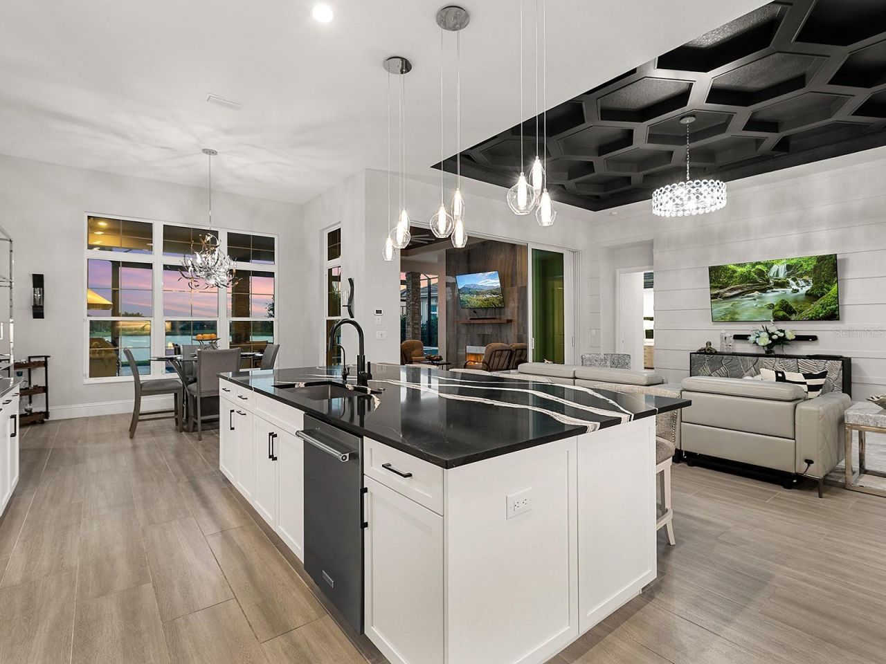 17238 Salerno Drive, Lakewood Ranch, FL 34202 Photo