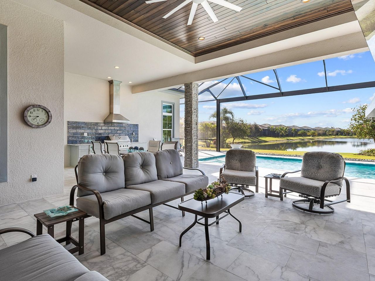 17238 Salerno Drive, Lakewood Ranch, FL 34202 Photo