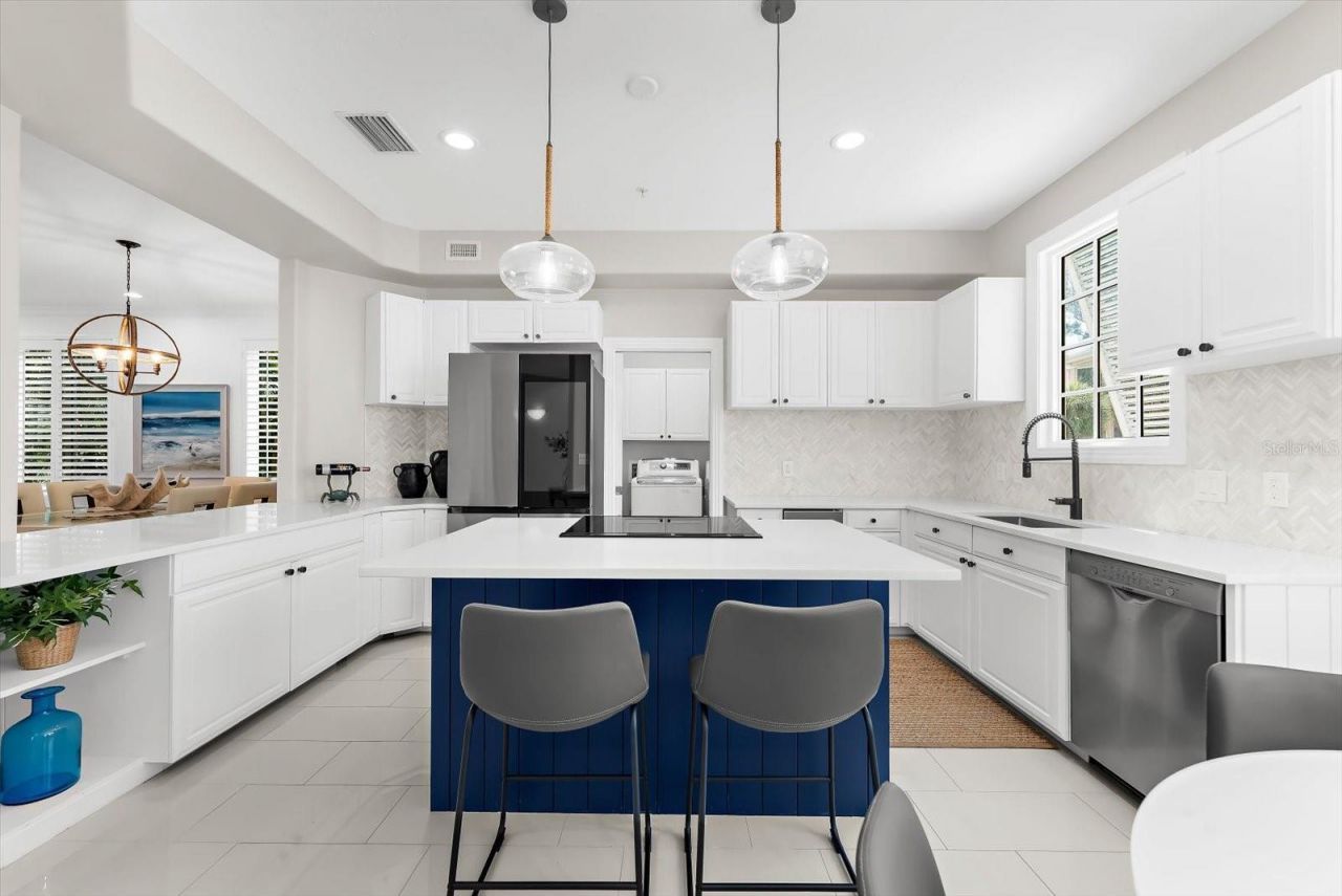 3941 Hamilton Club Circle, Unit 9, Sarasota, FL 34242 Photo